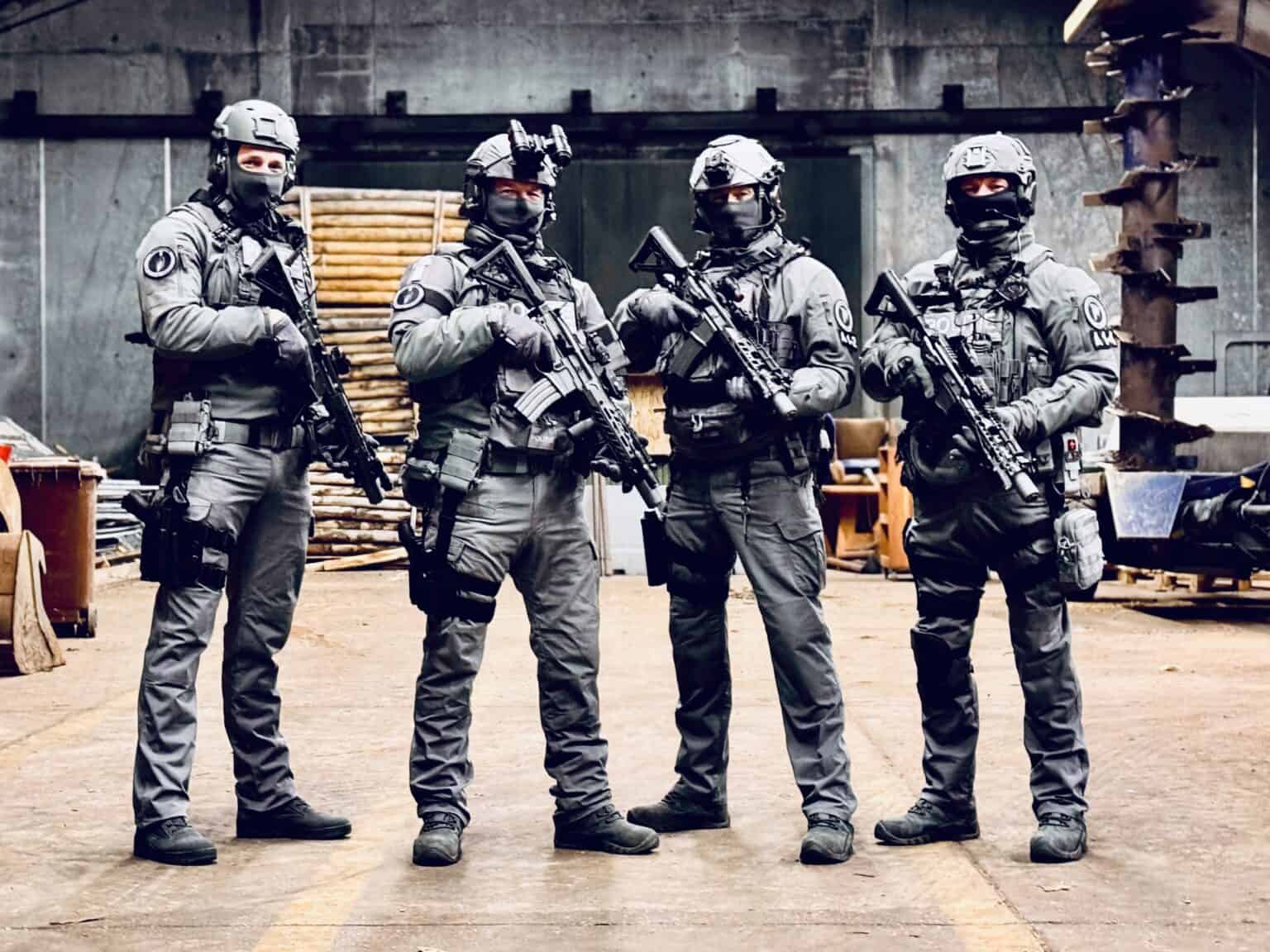 Politieuniform huren? Realistische uniformen voor film en televisie.